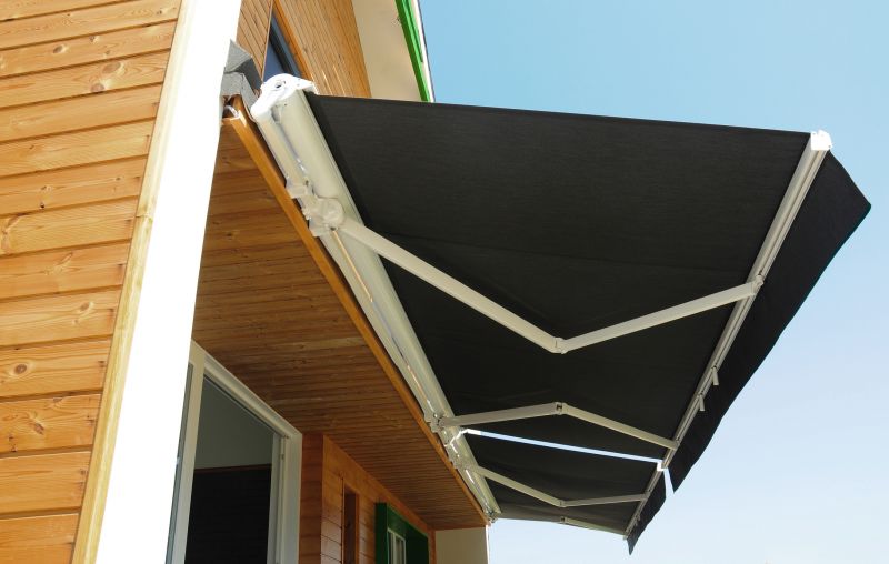 Retractable Awnings